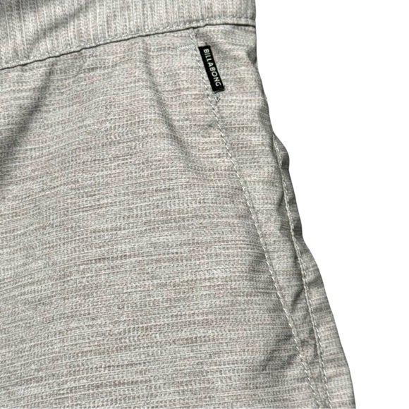 Billabong  Men's Submersible Swim Outdoor Chino Gray Shorts Trunks - Picture 5 of 9